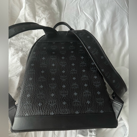 Large MCM Backpack - Picture 2 of 4